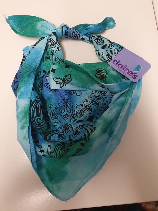 Buy & Sell West Midlands Wolverhampton - Photos for NEW scarf