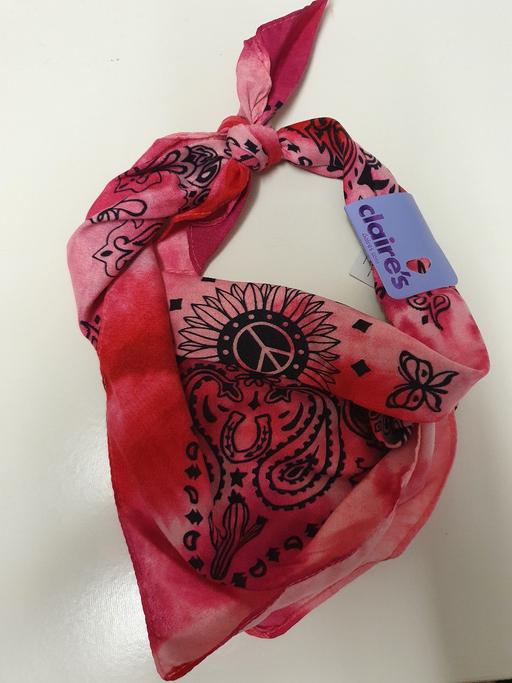 Buy & Sell West Midlands Wolverhampton - Photos for NEW scarf
