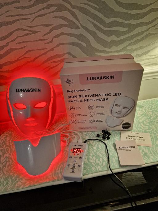 Buy & Sell West Midlands Sandwell - Photos for Luna and Skin Rejuvenating LED Face Mask