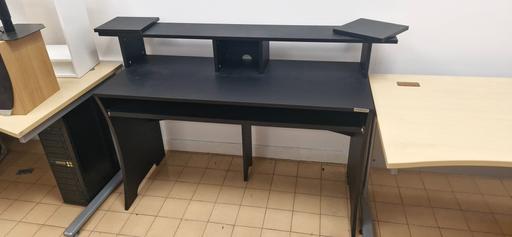 Buy & Sell West London Shepherd`s Bush - West London - Photos for DJ studio desk