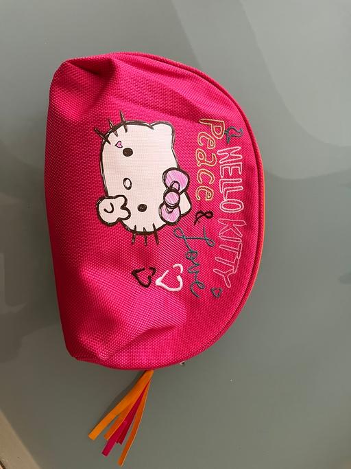 Buy & Sell West Midlands Wolverhampton - Photos for HELLO KITTY HOLD ALL