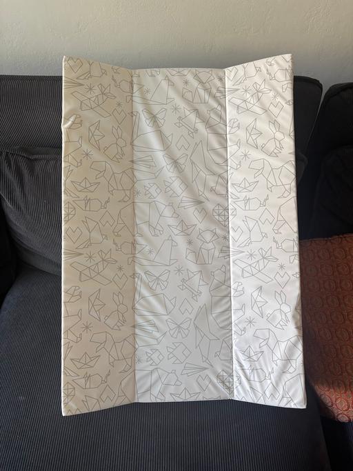 Buy & Sell East London Redbridge - Photos for Changing mat