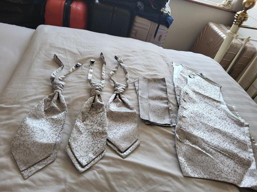 Buy & Sell North London Freezywater - Enfield - Photos for Best man waistcoats and ties worn once