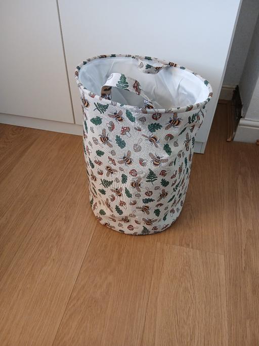 Buy & Sell Greater Manchester Bury - Photos for Bee Wash Basket New