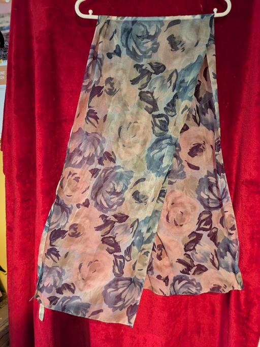 Buy & Sell Shropshire Telford and Wrekin - Photos for PRELOVED RETRO WOMENS SCARF