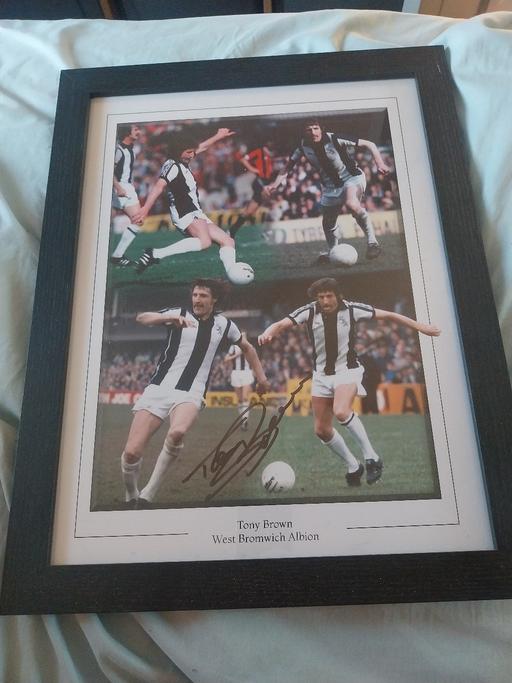 Buy & Sell West Midlands Sandwell - Photos for Tony Brown Wba fc signed framed picture