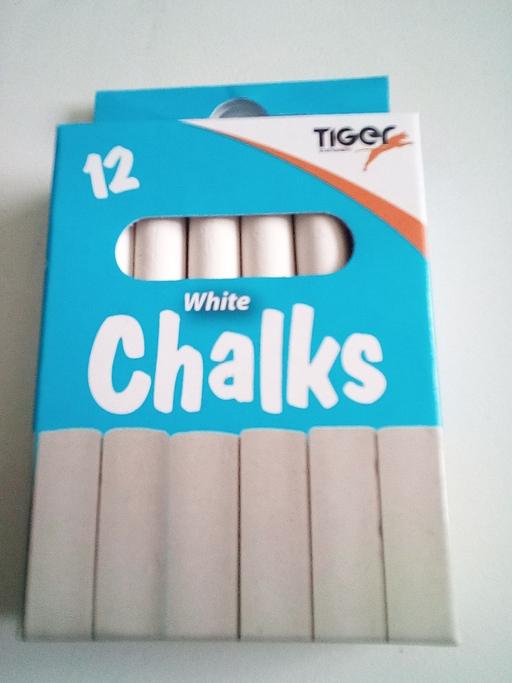Classes Lincolnshire East Lindsey - Photos for brand new box of white chalks