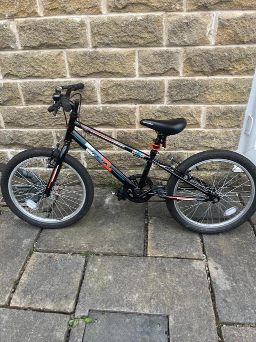 Buy & Sell West Yorkshire Bradford - Photos for Junior Apollo bike 20” wheels
