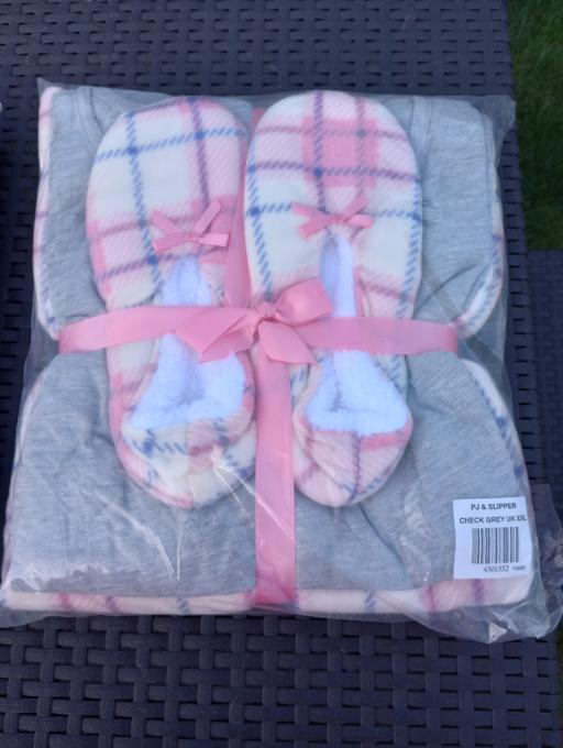 Buy & Sell West Midlands Birmingham - Photos for Bnip Fleece PJ's & Slippers Set size xxl