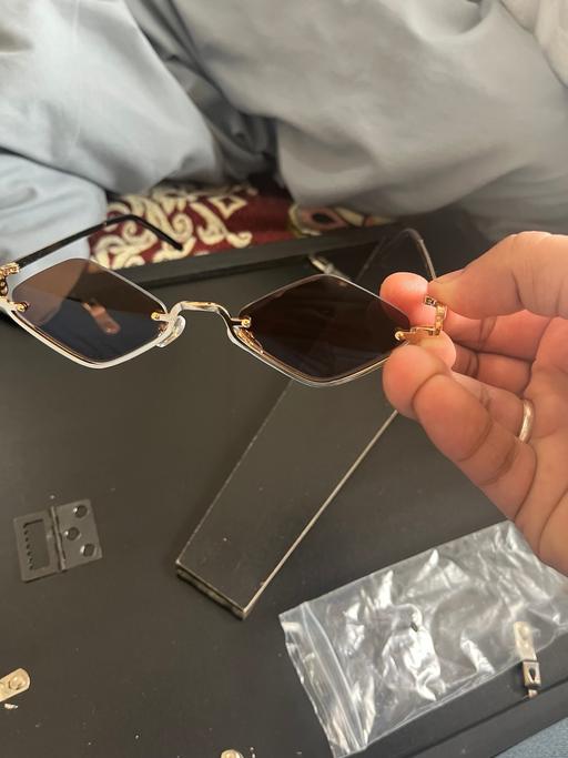 Buy & Sell East London Canary Wharf - East London - Photos for Gucci Premium Glasses