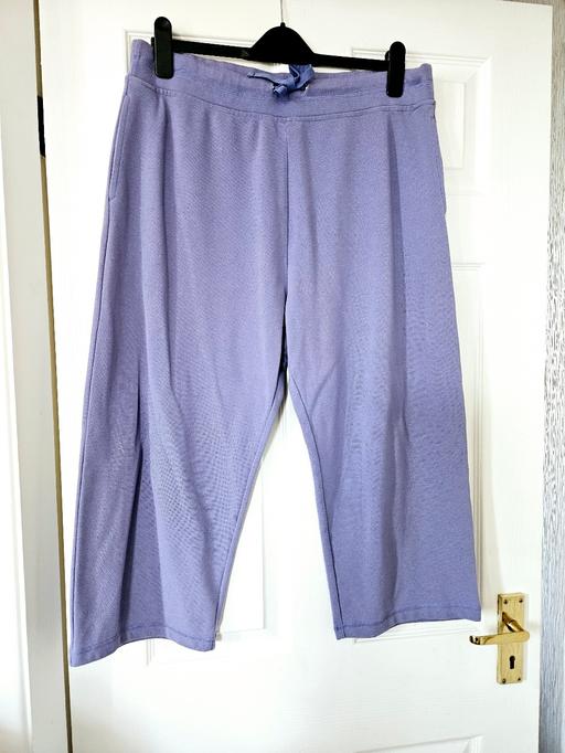 Buy & Sell South Yorkshire Doncaster - Photos for Ladies cropped trousers, size medium