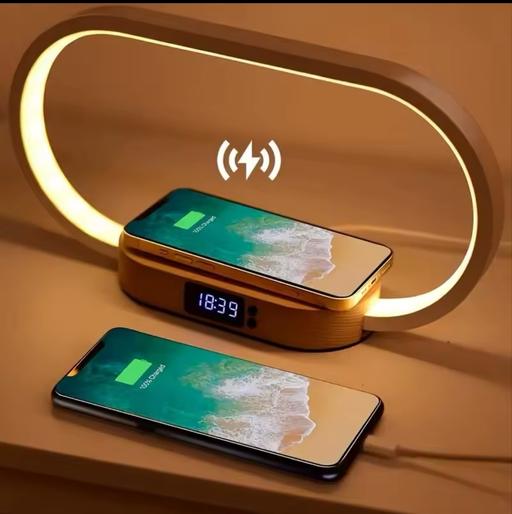 Buy & Sell East London Poplar - East London - Photos for Wireless Charging. table Lamp
