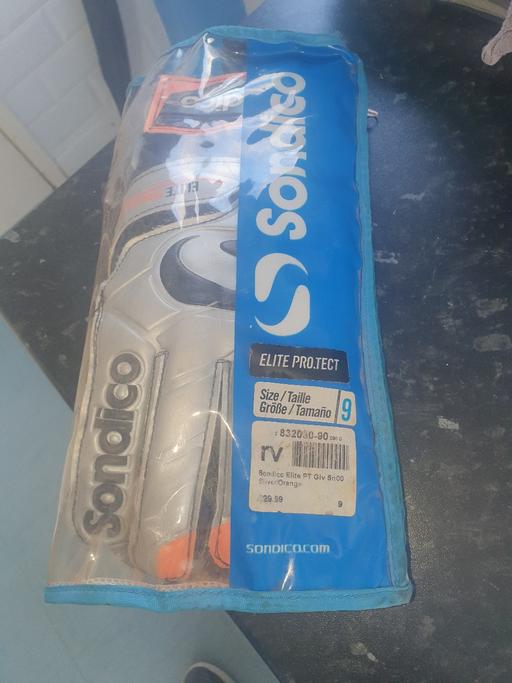 Buy & Sell West Midlands Dudley - Photos for New, Sondico Elite Protect Size 9 ,Great Item