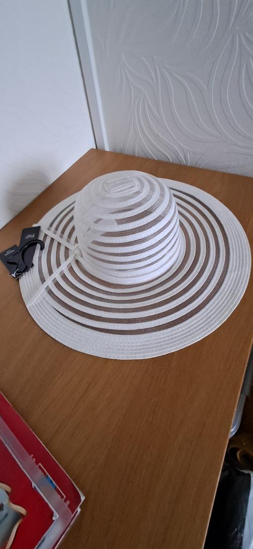 Buy & Sell West Midlands Birmingham - Photos for Hat