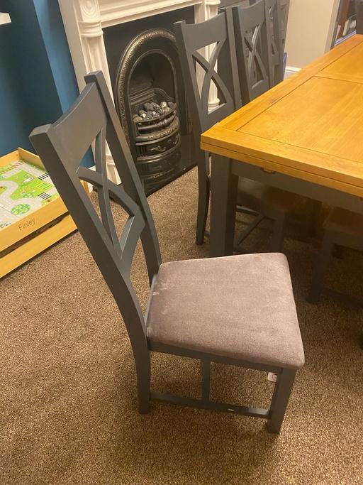 Buy & Sell West Midlands Sandwell - Photos for Dining table and chairs