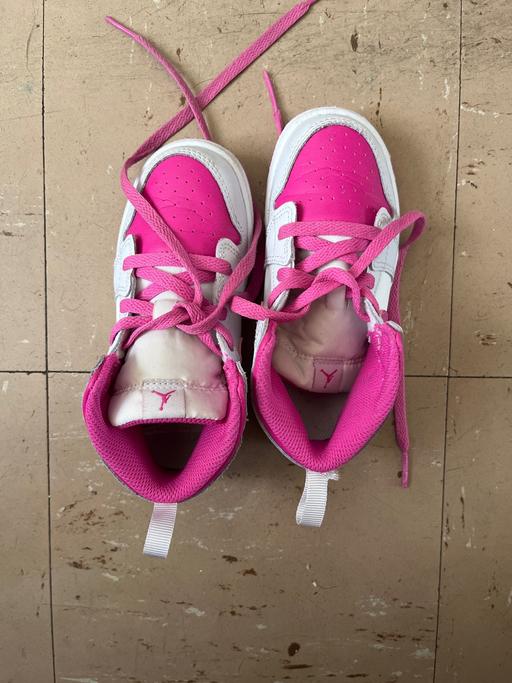 Buy & Sell North London Upper Holloway - North London - Photos for Trainers