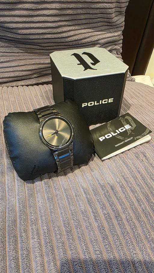 Buy & Sell West Sussex Crawley - Photos for Police Analogue Watch Black (Original) MINT