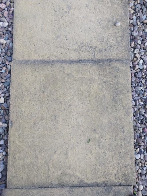 Buy & Sell West Midlands Sandwell - Photos for 600 x 600 Yellow Riven Slabs