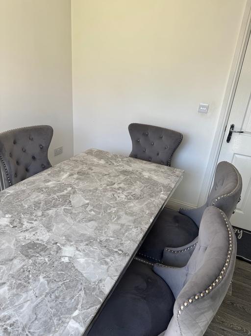 Buy & Sell Leicestershire Leicester - Photos for Dining table