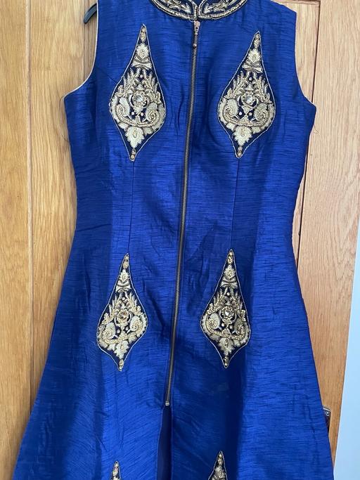 Buy & Sell West London Hillingdon - Photos for Blue front heavy silk suit