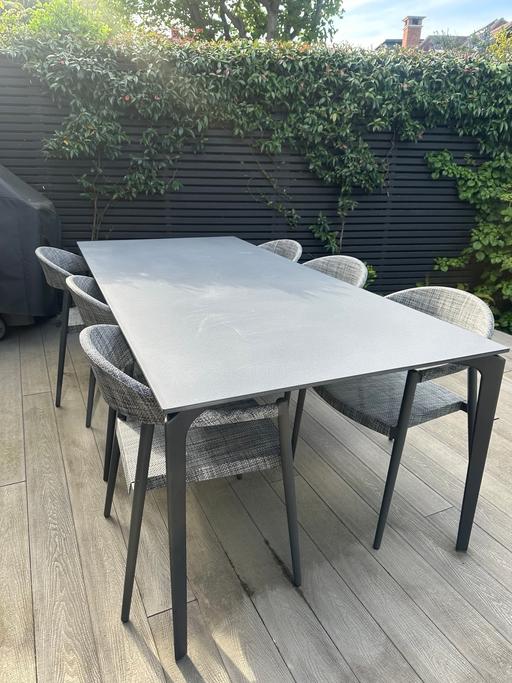 Buy & Sell South West London Barnes - South West London - Photos for Garden dining table with chairs 