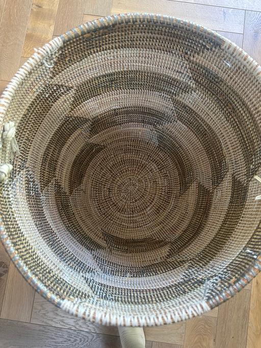 Buy & Sell South West London Barnes - South West London - Photos for Laundry basket