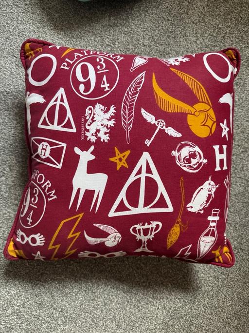 Buy & Sell Greater Manchester Wigan - Photos for Harry Potter cushion