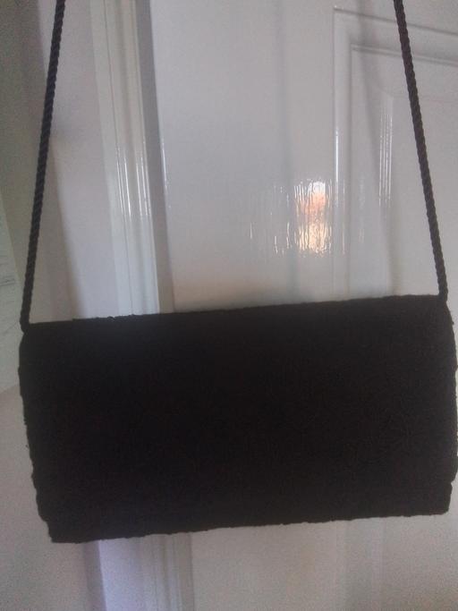Buy & Sell West Midlands Birmingham - Photos for M/S PADDED BLACK SHOULDER BAG