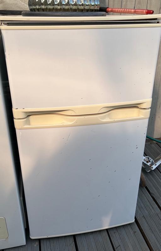 Buy & Sell Ealing Greenford - UB6 - Photos for Mini fridge freezer