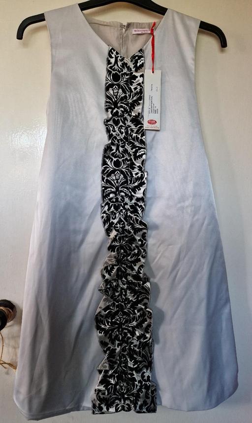 Buy & Sell Oadby Oadby and Wigston - Photos for New girls occasions dress (14yrs)