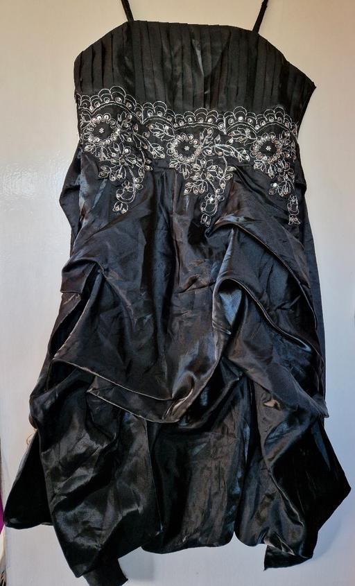 Buy & Sell Oadby Oadby and Wigston - Photos for (M) New ladies dress