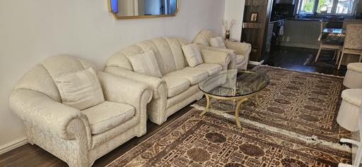 Buy & Sell Ealing Greenford - UB6 - Photos for Sofa