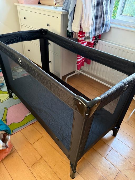 Buy & Sell South East London Croydon - Photos for TRAVEL COT