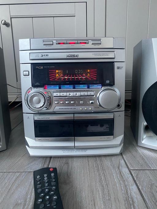 Buy & Sell West Midlands Birmingham - Photos for Phillips Stereo System