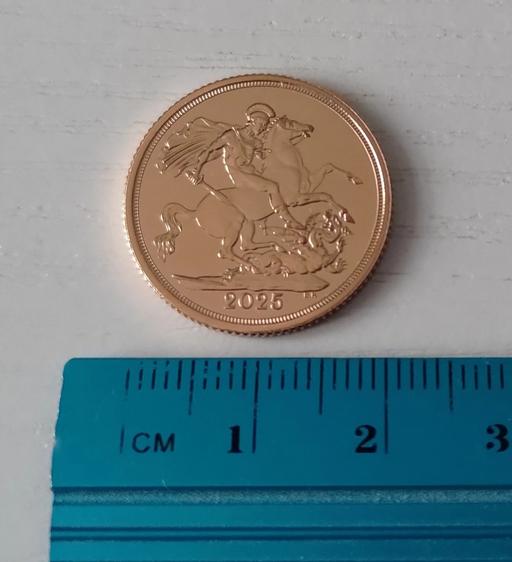 Buy & Sell Bedfordshire Bedford - Photos for NEW ROYAL MINT SOVEREIGN ROSE GOLD 2025