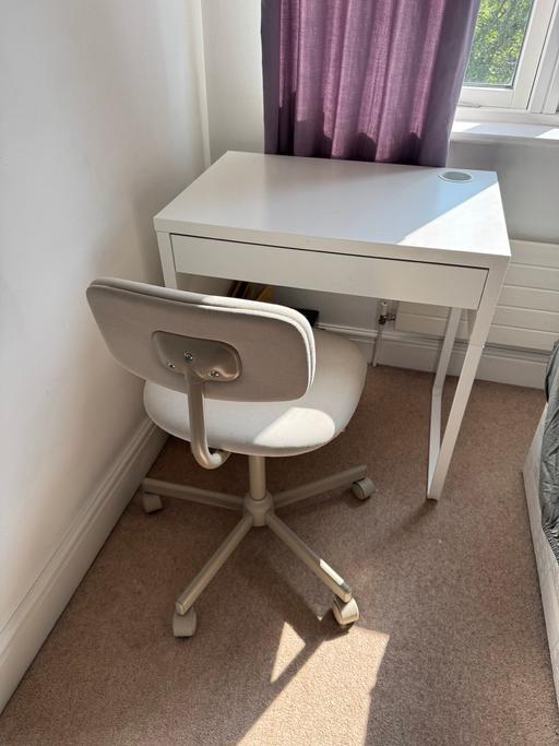 Buy & Sell East London South Quay - East London - Photos for Desk set