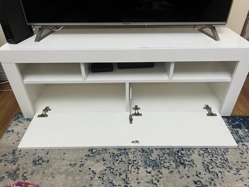 Buy & Sell Greater Manchester Oldham - Photos for Tv stand