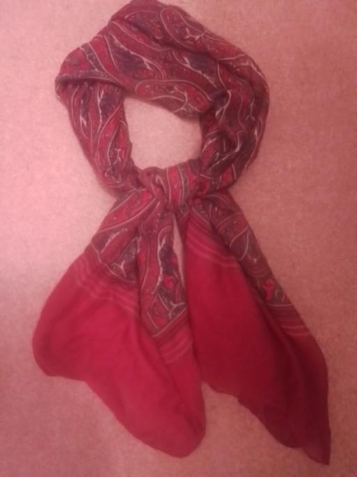Buy & Sell West Midlands Birmingham - Photos for LADIES RED PAISLEY SCARF