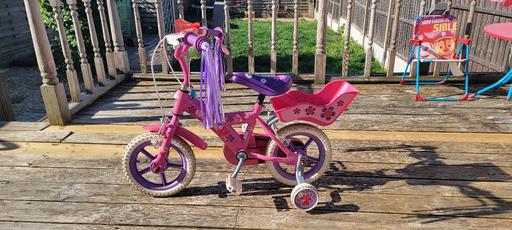 Buy & Sell Worcestershire Bromsgrove - Photos for Kids Suzy Bike (12 inch) with stabilisers