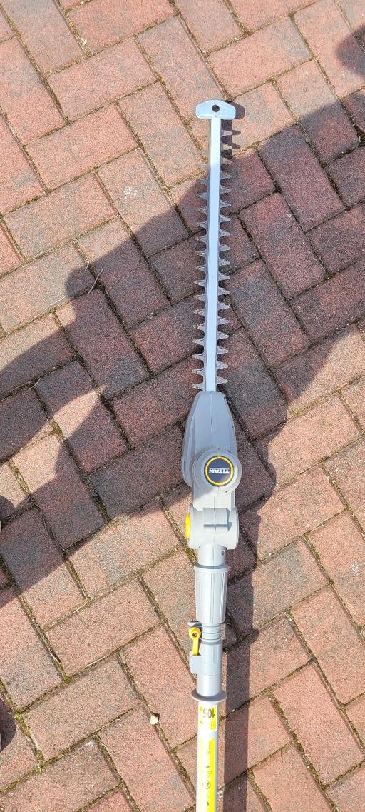 Buy & Sell Bedfordshire Central Bedfordshire - Photos for EXSTENDED HEDGE TRIMMER