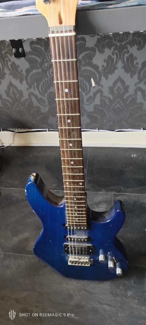Buy & Sell East London Bromley by Bow - East London - Photos for Ashton Electric Guitar