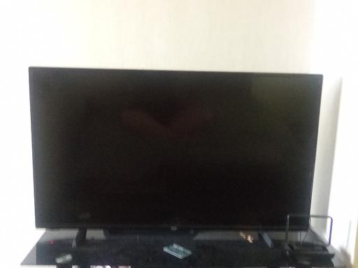 Buy & Sell West Midlands Wolverhampton - Photos for Bush smart TV and sky box included