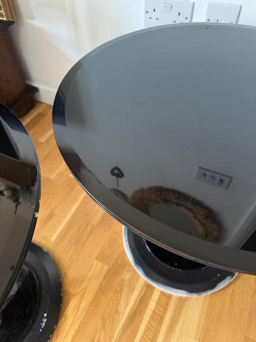 Buy & Sell North London Edmonton - N9 - Photos for Pair of Black Glass Round Tables Round Base