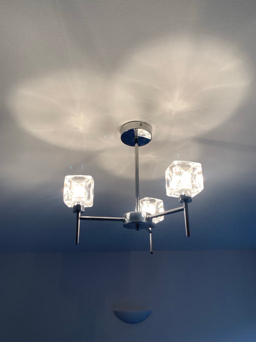 Buy & Sell North London Upper Holloway - North London - Photos for Cube light
