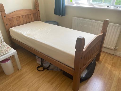 Buy & Sell South West London Motspur Park - South West London - Photos for Single sized bed and mattress