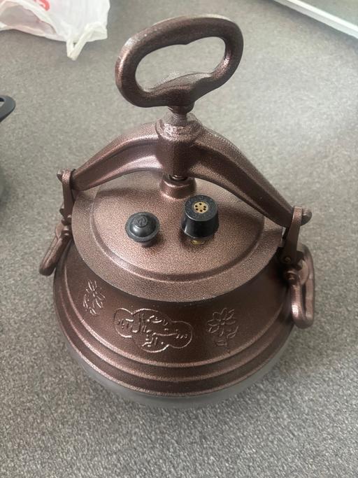 Buy & Sell Ealing Greenford - UB5 - Photos for Pressure cooker only used once