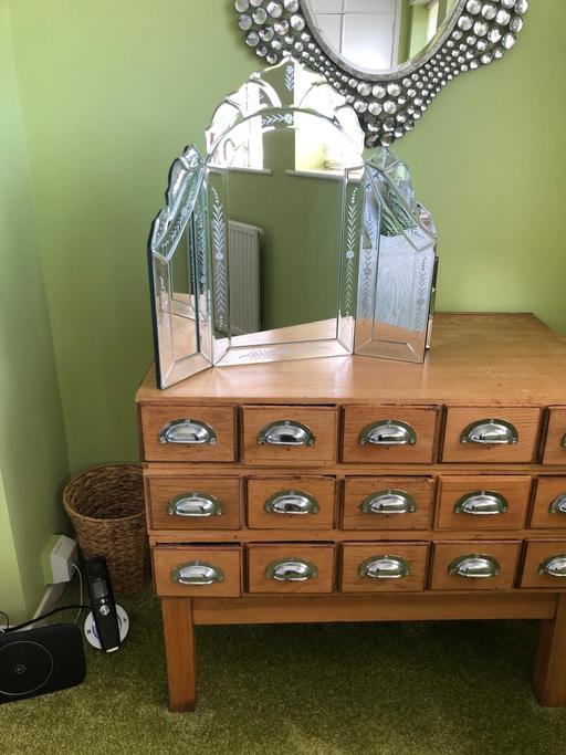 Buy & Sell West Midlands Birmingham - Photos for chavel folding dressing table mirror