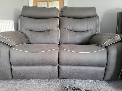 Buy & Sell West Midlands Dudley - Photos for 2 seater manual recliner sofa