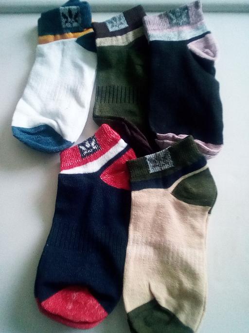 Buy & Sell Lincolnshire East Lindsey - Photos for 5 pairs of men's one size trainer socks