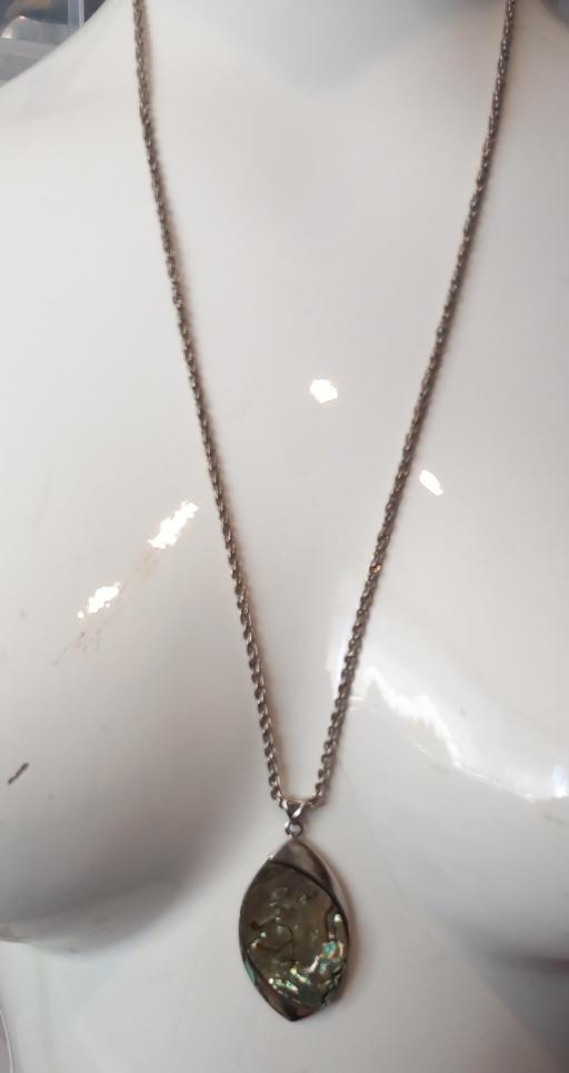 Buy & Sell Merseyside Saint Helens - Photos for signed exquisite natural abalone pendant
